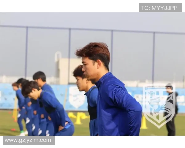 小孩偶遇足球明星该如何正确应对与表达自己的崇拜之情 小孩偶遇足球明星该如何正确应对与表达自己的崇拜之情