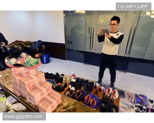 足球球星卡市场动态揭秘:收藏价值与投资潜力分析 足球球星卡市场动态揭秘:收藏价值与投资潜力分析